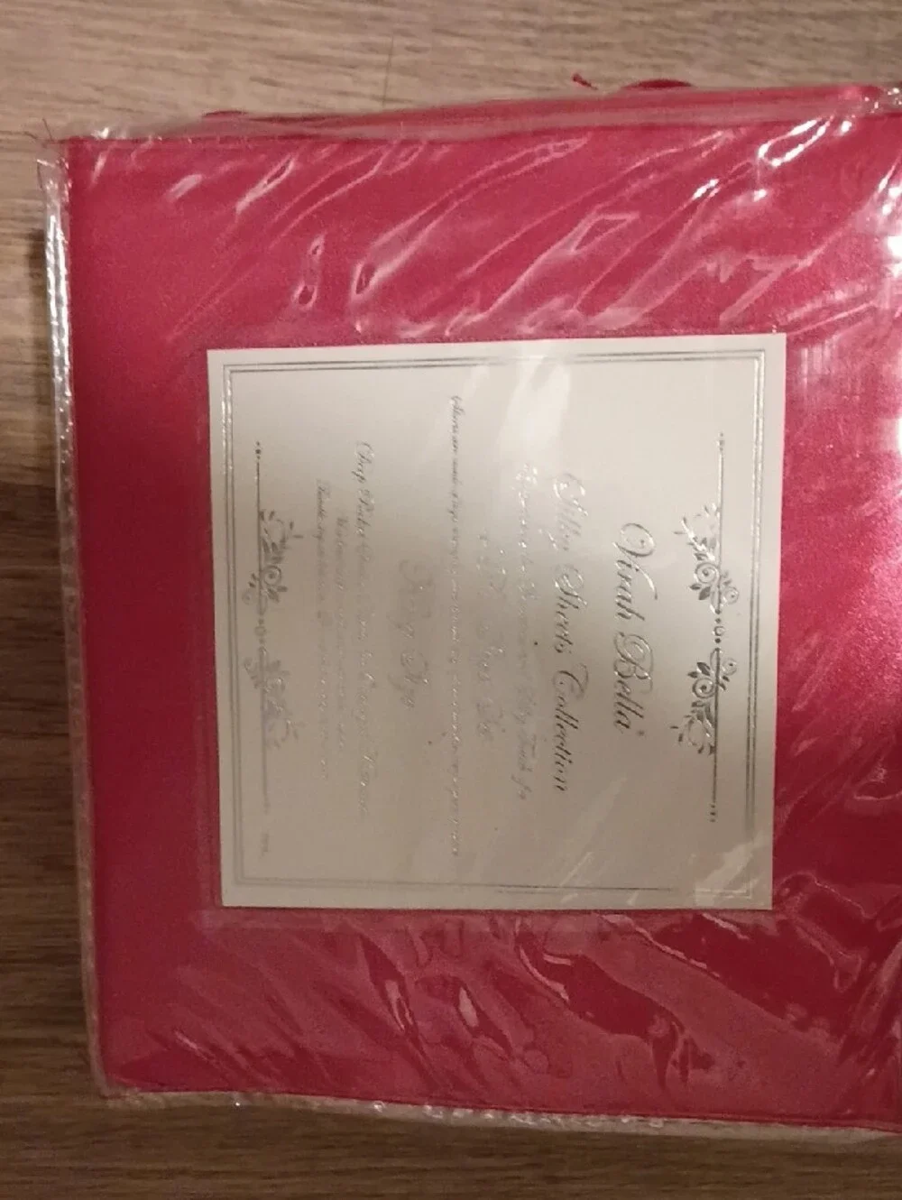 PINK Victoria's Secret Hot Pink Bedding Sheet Set